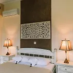Ammos Boutique Hotel