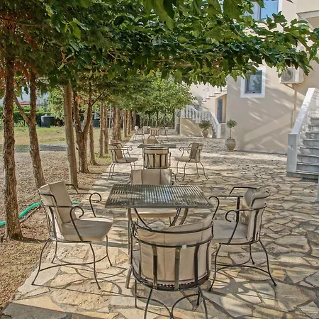 Ammos Boutique Chiliadou (Fokida)